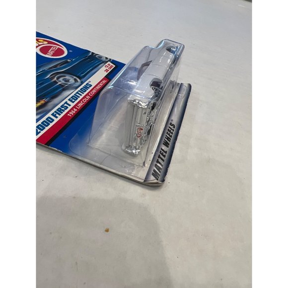 Hot Wheels 2000 First Editions 3 of 36 1964 Lincoln Continental Car Box Damage - Picture 9 of 11